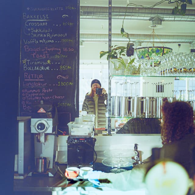 A photo of Drew Koszulinski and his wife, product designer Zoƫ Knight